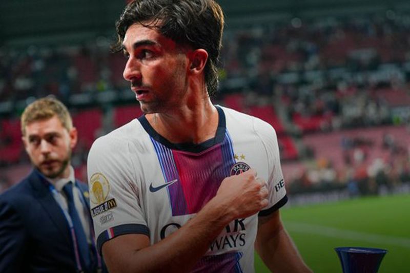 PSG Nyaris Tumbang, Dua Gol Ferran Torres Bawa Pulang Poi...