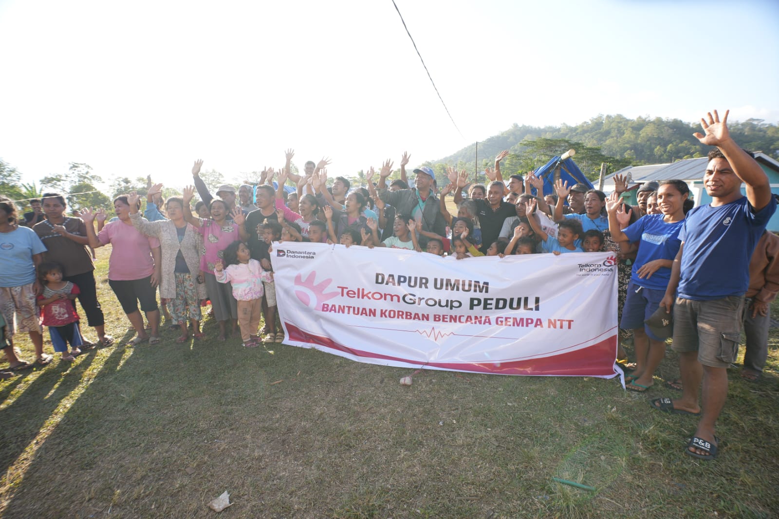Wujud Kepedulian BUMN, TelkomGroup Salurkan Bantuan Rp1,3 Miliar untuk Korban Gempa NTT