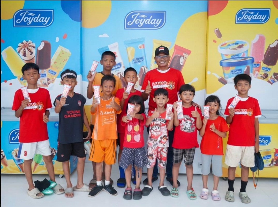Yili Tebarkan Keceriaan HUT RI ke-81 kepada 2.000 Anak di...