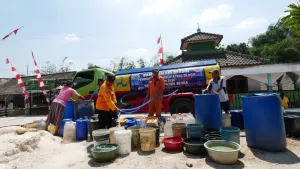 184 Ribu Warga Jateng Terdampak Kekeringan, PU Distribusikan Air Bersih ke 24 Kabupaten