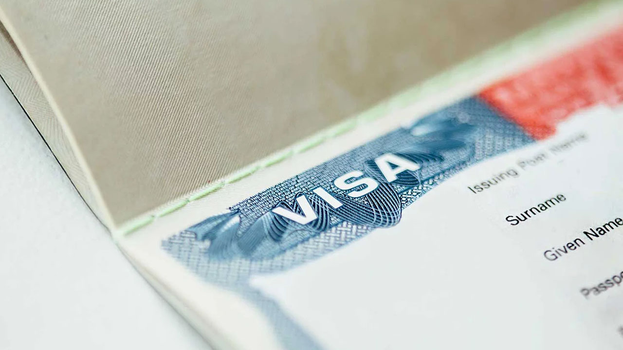 Mau Kerja di AS? Siap-siap Biaya Visa Kerja Naik Jadi Rp1...
