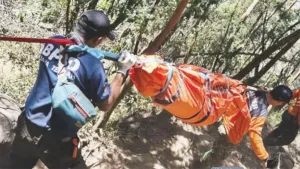 Pendaki Tektok Ditemukan Tewas di Area Puncak Gunung Sumbing 