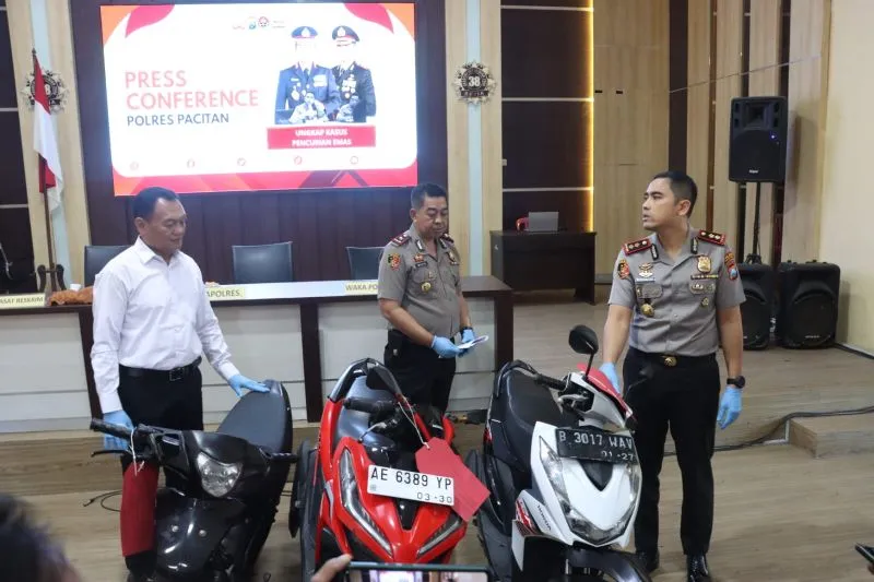 Polisi Ungkap Pencurian Emas Rp350 Juta di Pacitan