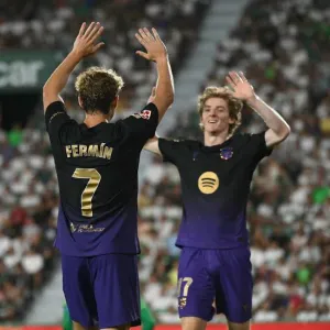 Tampil Impresif di Debut, Anthony Gordon Siap Berperan Jadi Penyerang Nomor  9 di Barcelona