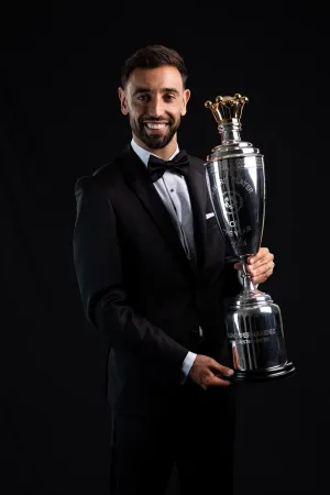 Bruno Fernandes Dinobatkan Jadi Pemain Terbaik PFA Musim 2025/2026