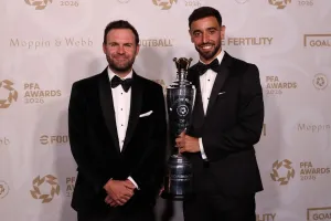 Bruno Fernandes Jadi Pemain Terbaik PFA 2025/2026, Performa Cemerlang Bersama Manchester United!