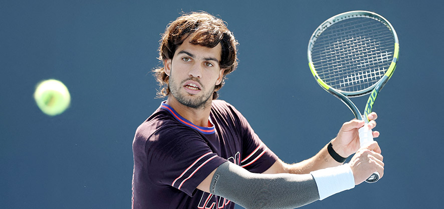 Alcaraz Berupaya Bangkit di US Open
