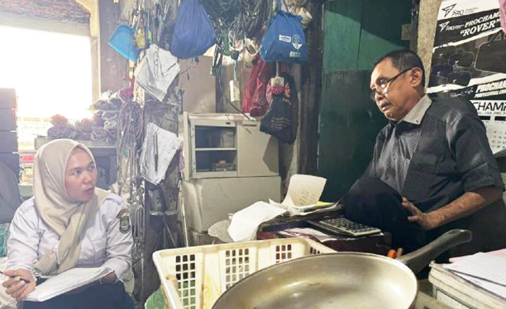 DLH Terjunkan Tim Awasi Aktifitas Lapak Barang Bekas untuk Cegah Pencemaran