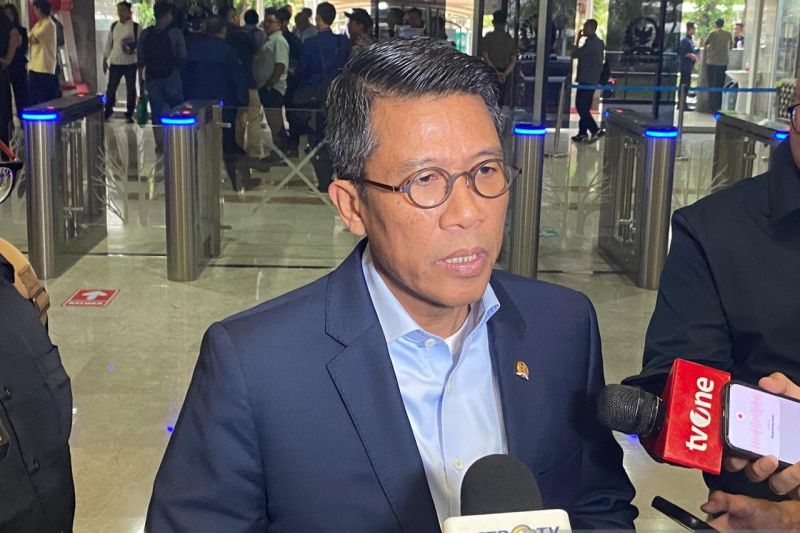 Komisi XI DPR setujui Destry Damayanti sebagai Gubernur B...