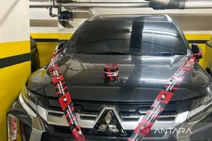 KPK Sita Mobil dari Anggota DPRD Kota Bengkulu Vinna Ledy Anggraheni