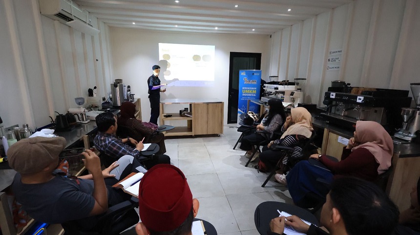 PLN Bekali UMKM Binaan Kembangkan Inovasi Produk Berbasis Kopi.