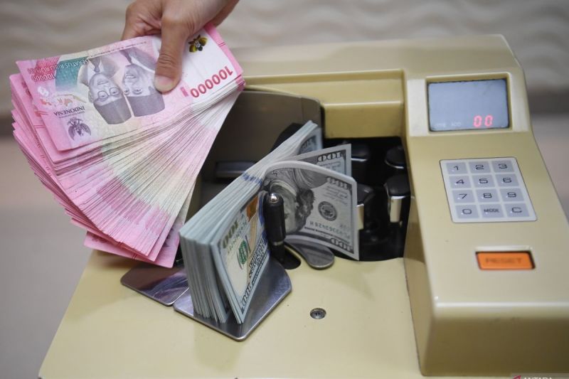 Rupiah Hari Ini Melemah di Tengah Data PCE Sesuai Konsensus