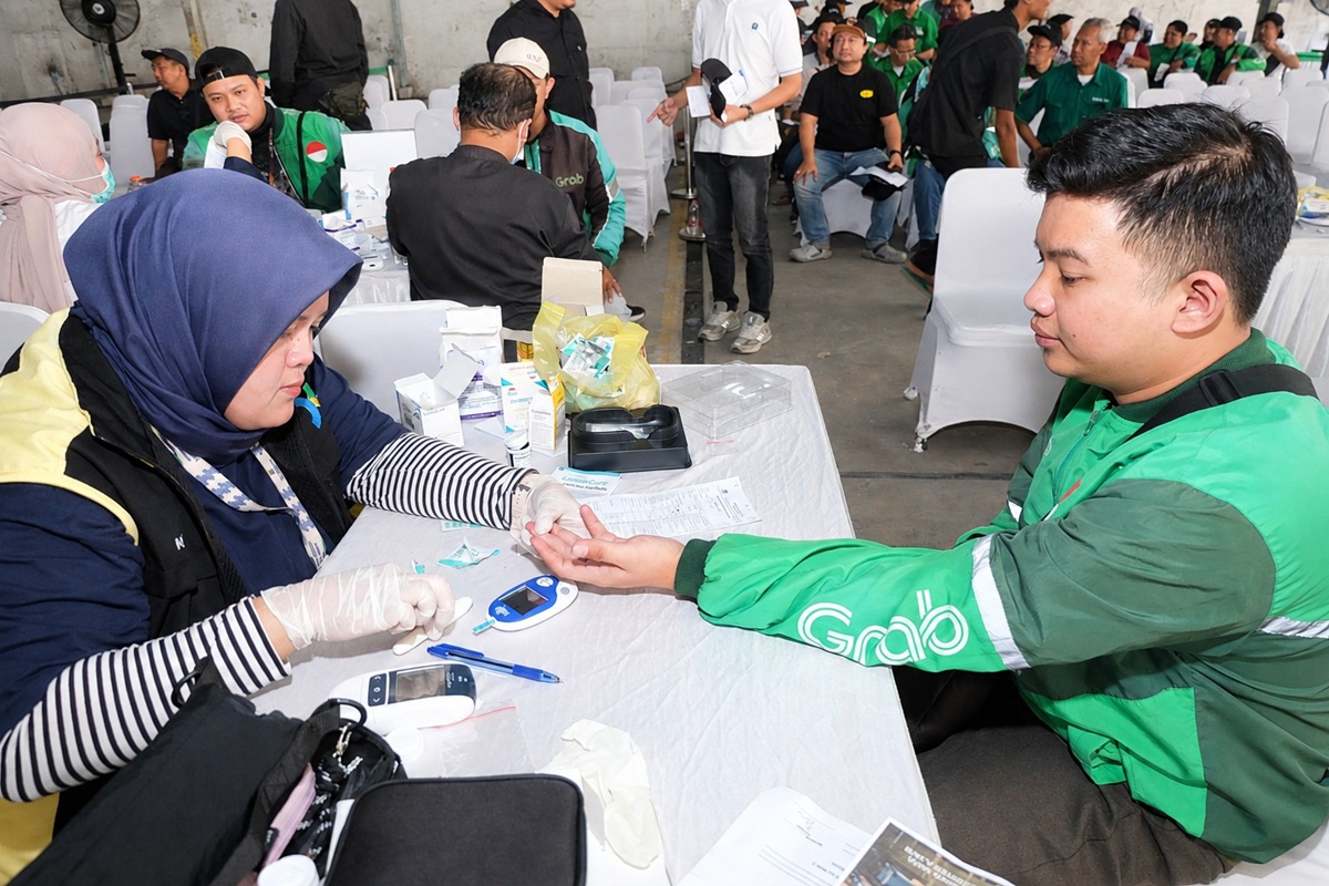 Lebih dari 300 Pengemudi di Bandung Jalani Cek Kesehatan ...