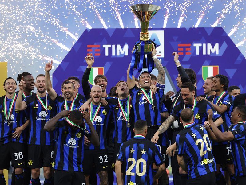 Serie A Italia: Inter Milan  dan Para Pesaing Scudetto Be...