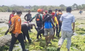 Tim SAR kembali Temukan Dua Wisatawan di Pantai Karangpapak Garut