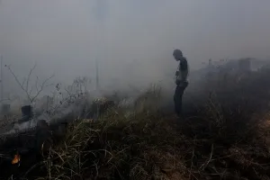 Kemarau Makin Kering, Kementerian PU Perkuat Pasokan Air untuk Jinakkan Karhutla