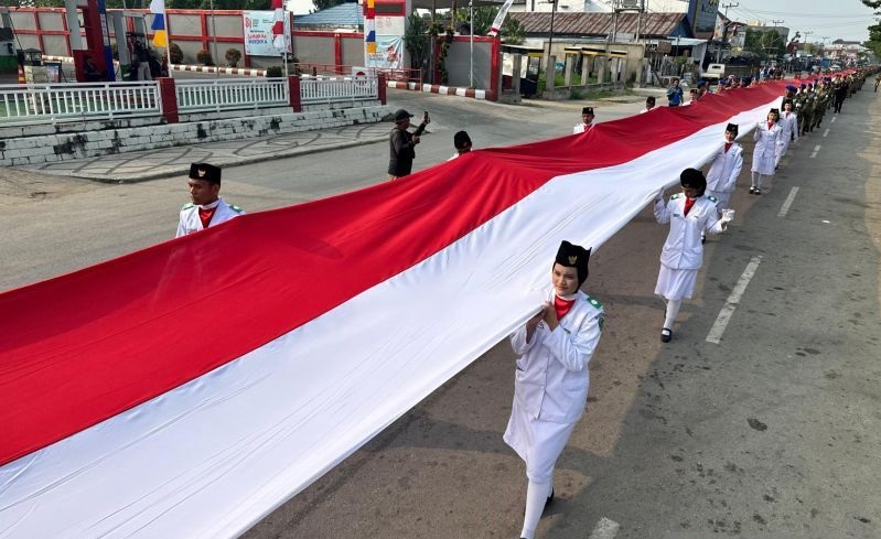 Kirab Bendera Merah Putih 2.026 Meter Digelar di Kaltara, Libatkan 1.000 Peserta