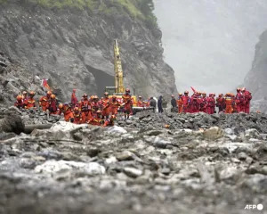 Media Tiongkok Laporkan 16 Orang Tewas, 546 Hilang dalam Bencana Banjir Bandang di Tibet