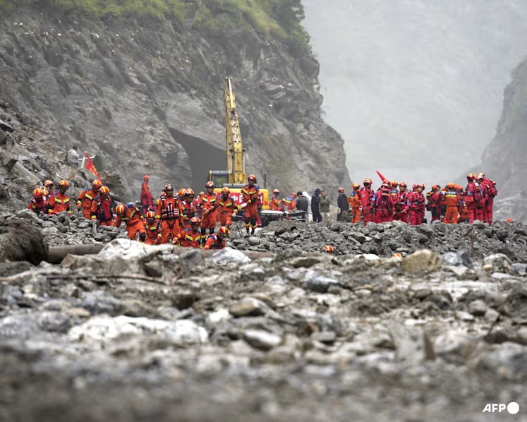 Media Tiongkok Laporkan 16 Orang Tewas, 546 Hilang dalam Bencana Banjir Bandang di Tibet