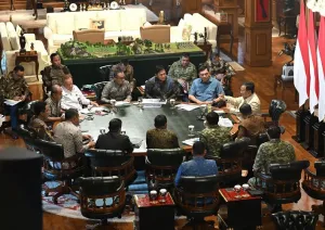 Presiden Bahas Rekrutmen Prajurit TNI dari Suku Dayak Pedalaman