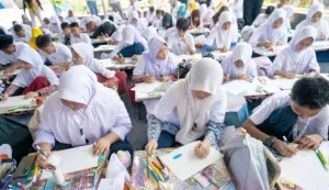 Pulihkan Trauma Pascabencana, Kemenekraf Ajak Anak Aceh Tamiang Melukis Bersama dan Kenalkan Potensi Ekraf Sejak Dini