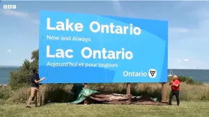Sindir Trump, Kanada Pasang Papan Nama Danau Ontario Ukuran Besar