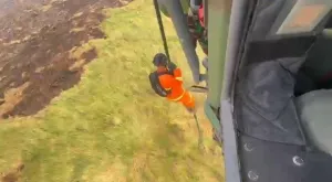 Tim Alpha Fastrope ke Titik Api Karhutla Pekanbaru, Siap Buka Jalan Tim Free Fall.