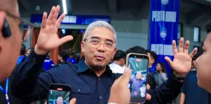 Walkot Farhan: Reaktivasi Penerbangan Bandung - Malaysia/Singapura Dukung Mobilitas Persib Lebih Efisien Tampil di Kancah Asia