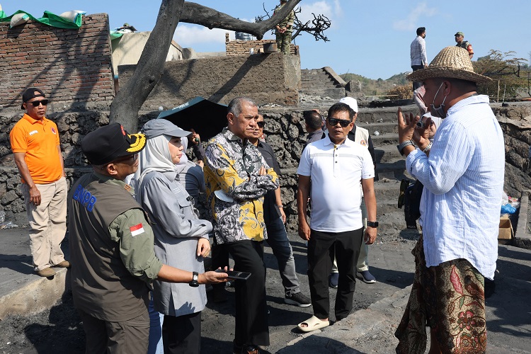 DPR Dorong Percepatan Rekonstruksi Desa Adat Sade