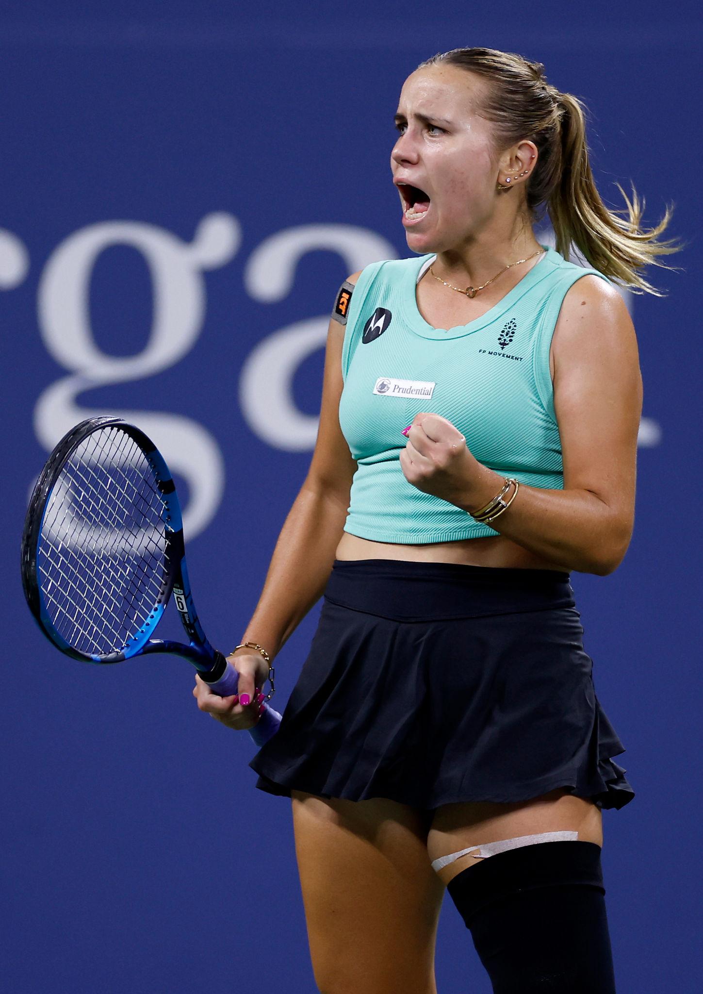 Kenin Hentikan Langkah Venus Williams dalam Duel Tengah M...
