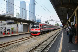 Penumpang KRL Makin Nyaman Tak Perlu Jalan Jauh! PT KAI Rencanakan Travelator Hubungkan Stasiun Karet dan BNI City