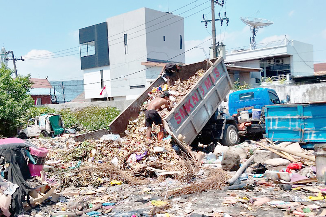 Bukan Cuma Buang ke TPA, Cara Ekstrem Ini Kunci Selamatkan Makassar dari Lautan Sampah
