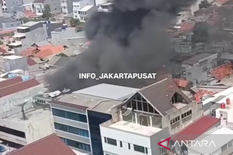Kebakaran Permukiman di Batu Ceper, Pemkot Jakpus Beri Bantuan Darurat bagi Korban 