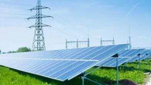 Energi Surya Tiongkok Lampaui Batu Bara untuk Pertama Kalinya