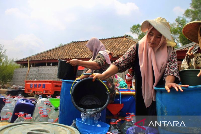 Krisis Air di Bekasi Makin Serius, Pemkab Gelontorkan 8 J...