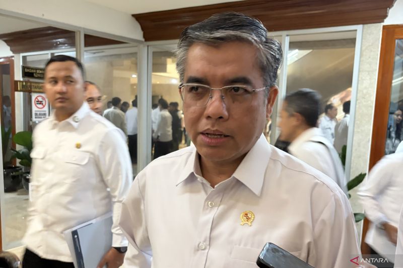 Lulusan Banyak, Tapi Tak Sesuai Kebutuhan Industri? Menak...