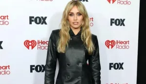 Miley Cyrus Umumkan Album Baru “Bass Persuades”