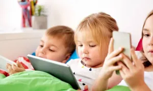 Polandia Larang Ponsel di Sekolah, Eropa Makin Ketat Batasi Akses Digital Anak