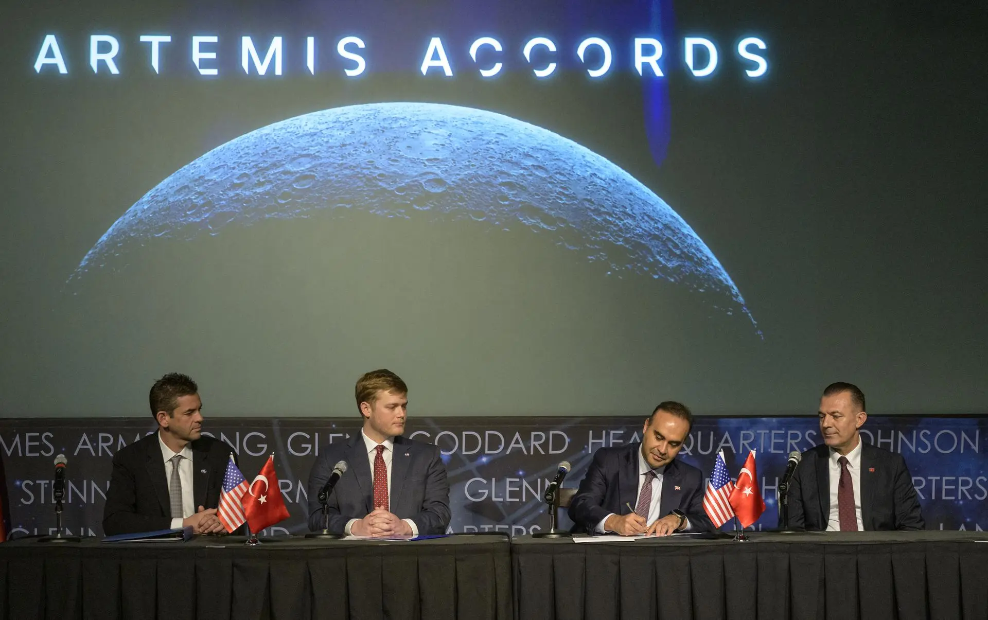 Turki Masuk Geng Artemis, Siap-Siap Kirim Astronaut ke Bulan