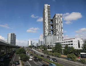 Cuaca Jakarta Hari Ini Cerah Sepanjang Hari, Suhu Berkisar 25-35 Derajat Celsius