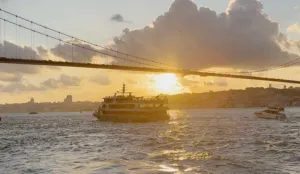 Jejak Kemegahan Sisi Eropa Istanbul di Kala Senja