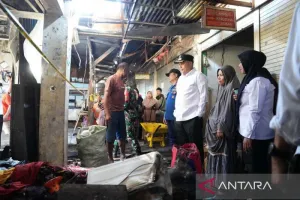 Pedagang Korban Kebakaran di Pasar Pa'baeng-baeng, Makassar Dapat Bantuan Renovasi dan Modal