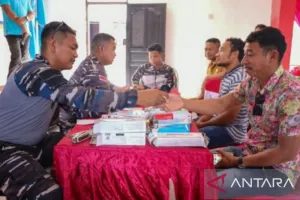 Puluhan Warga Terluar Maluk...