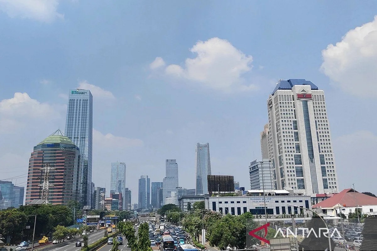 Jumat, Cuaca Jakarta Cerah Berawan Sepanjang Hari, Malam ...