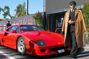 Lewis Hamilton Pamer Ferrari F40 Jelang GP Italia, Nomor Mesin 44 Bikin Merinding