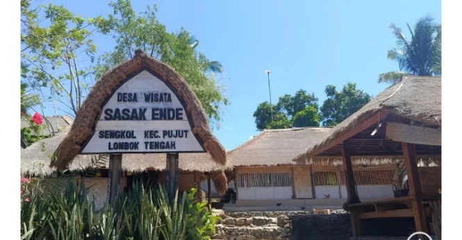 Pascakebakaran Sade, Kampung Adat Ende Jadi Alternatif Wisata Budaya, Dongkrak Ekonomi & UMKM Warga