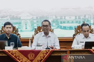 Tak Bisa Lagi Titip Absen, ...