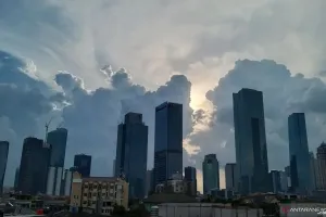 Cuaca Akhir Pekan, Jakarta Cerah Berawan dari Pagi hingga Sore, Suhu Udara Mencapai 35° Celsius 