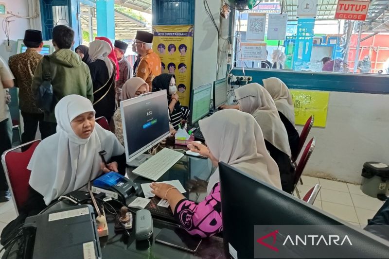 Demam Bukan Selalu Flu! Kenali Gejala Awal DBD Sebelum Te...