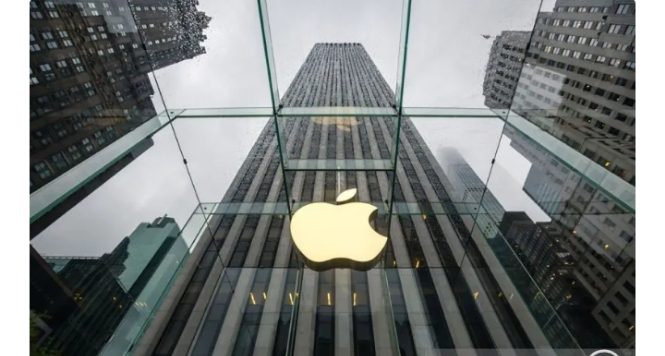iPhone Ultra Ponsel Lipat Pertama Apple Diluncurkan, Uji Coba Ekstra Mungkin Akan Bikin Langka di Awal Rilis